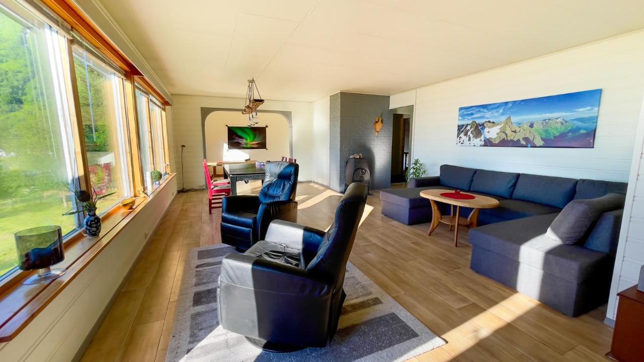 Lofoten Red Villa Laupstad Extérieur photo