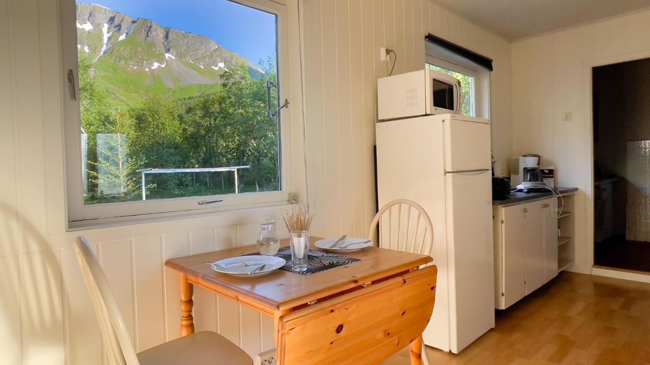Lofoten Red Villa Laupstad Extérieur photo